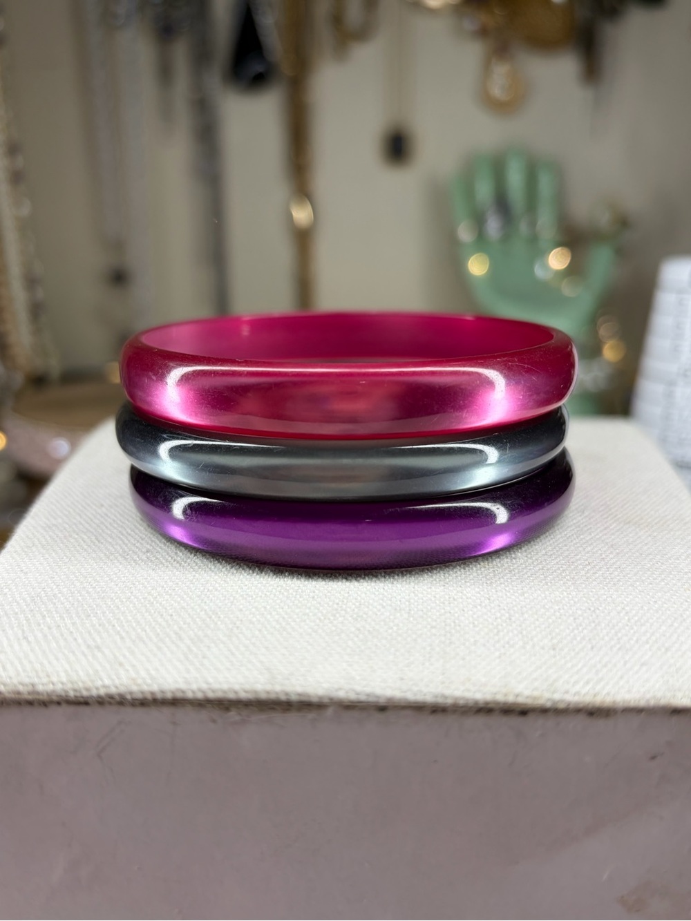Vintage Bangles Set 3 Metallic Jewel Tone Bracelets Jewelry Retro Pink Purple